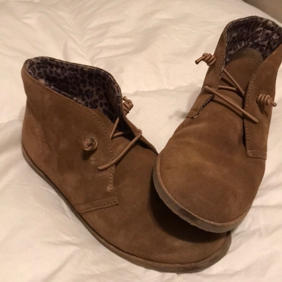 lucky brand chukka boots womens